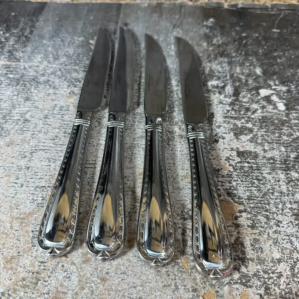 Hampton Silversmiths NOBILITY Stainless Flatware 18/10 Steak‎ Knife Set of 4